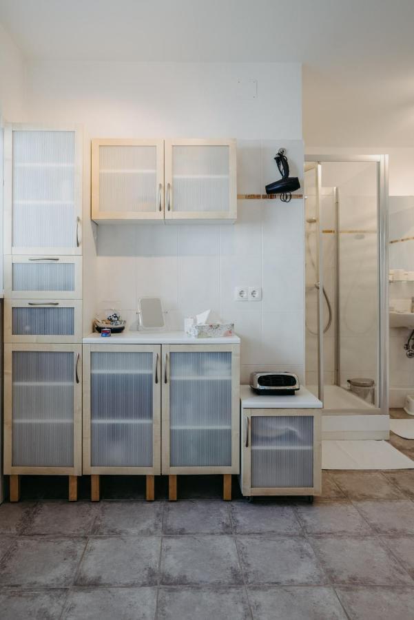 Haus Luna - Privatzimmer Im Sonnigen Suedburgenland Hackerberg Esterno foto