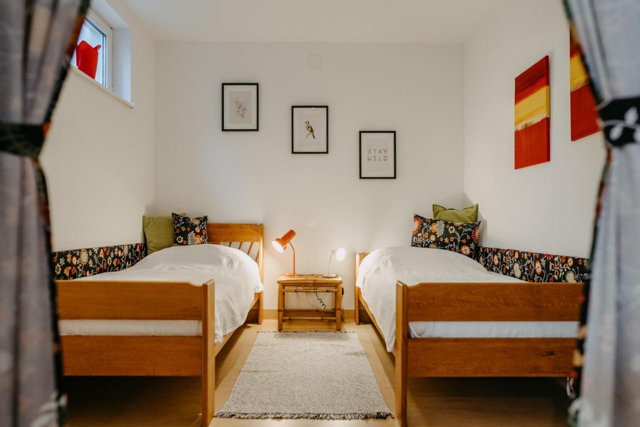 Haus Luna - Privatzimmer Im Sonnigen Suedburgenland Hackerberg Esterno foto