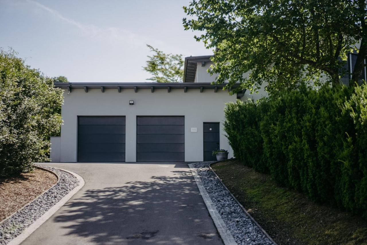 Haus Luna - Privatzimmer Im Sonnigen Suedburgenland Hackerberg Esterno foto