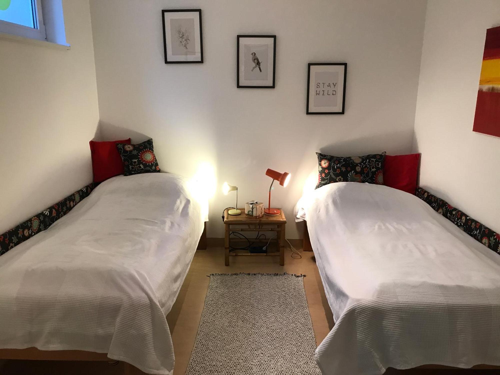 Haus Luna - Privatzimmer Im Sonnigen Suedburgenland Hackerberg Esterno foto