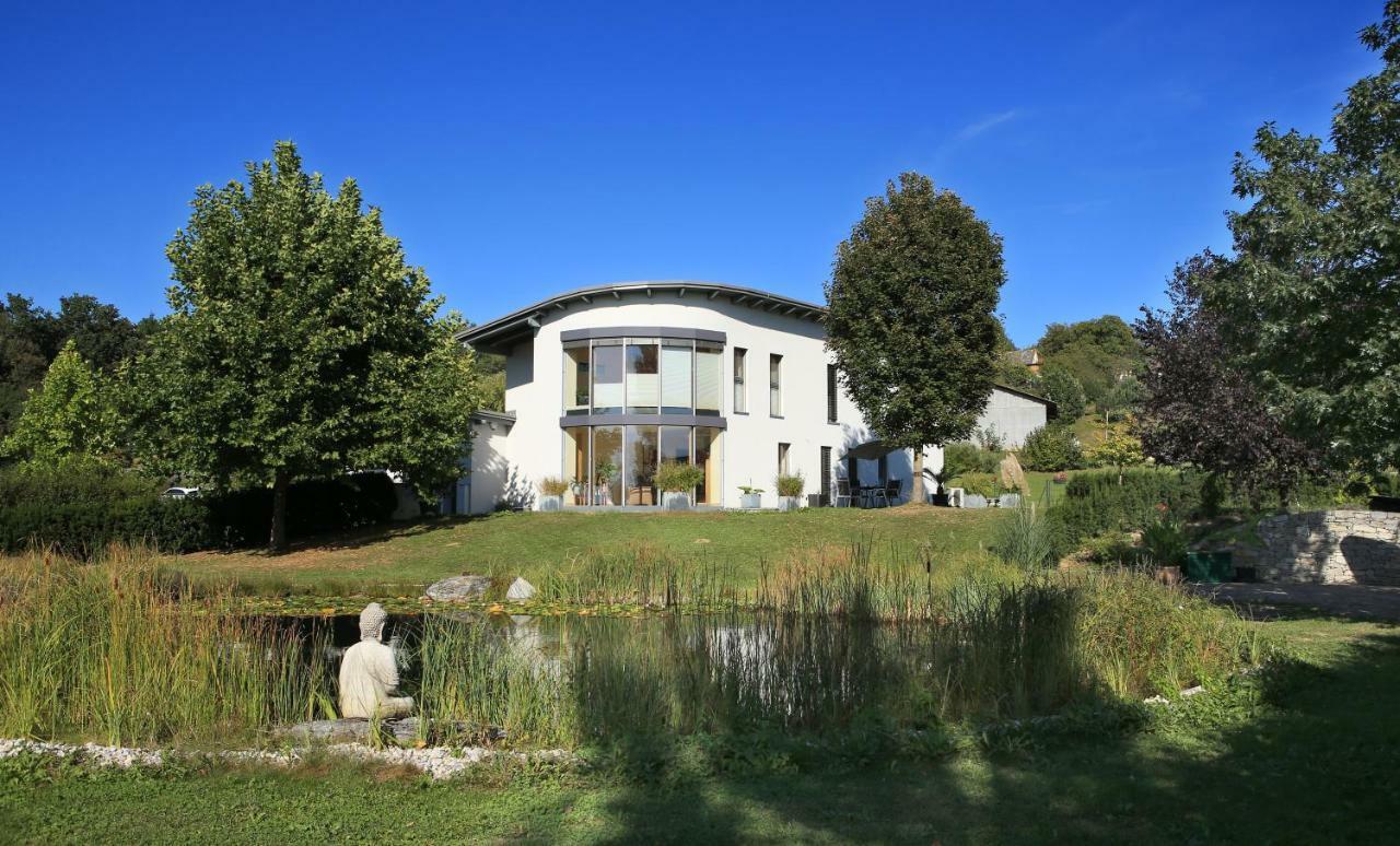 Haus Luna - Privatzimmer Im Sonnigen Suedburgenland Hackerberg Esterno foto