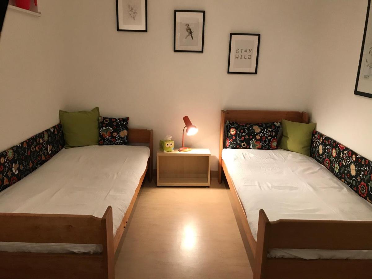 Haus Luna - Privatzimmer Im Sonnigen Suedburgenland Hackerberg Esterno foto